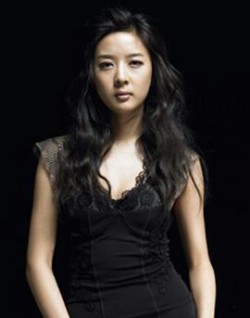 Lee Chung Ah image